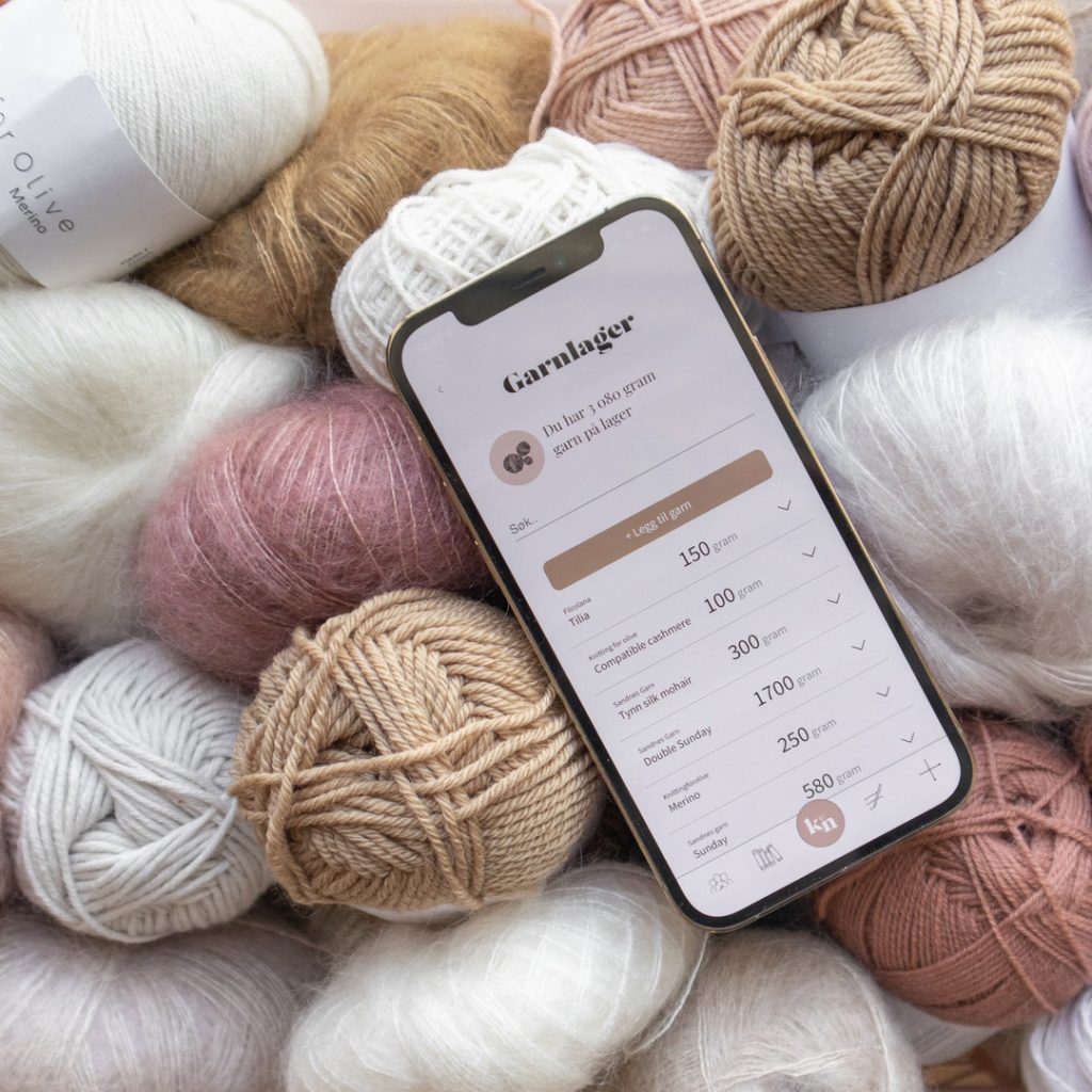 Yarn from animal fibers - Knitandnote