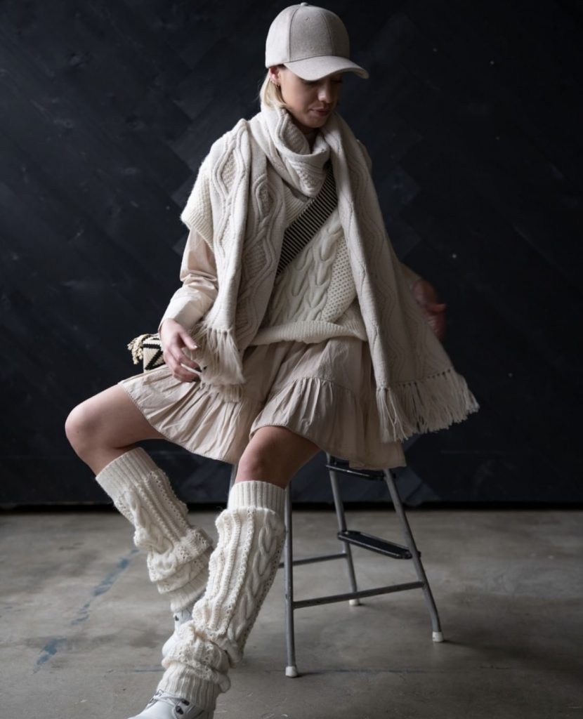 leg warmers: an unexpected comeback - Knitandnote