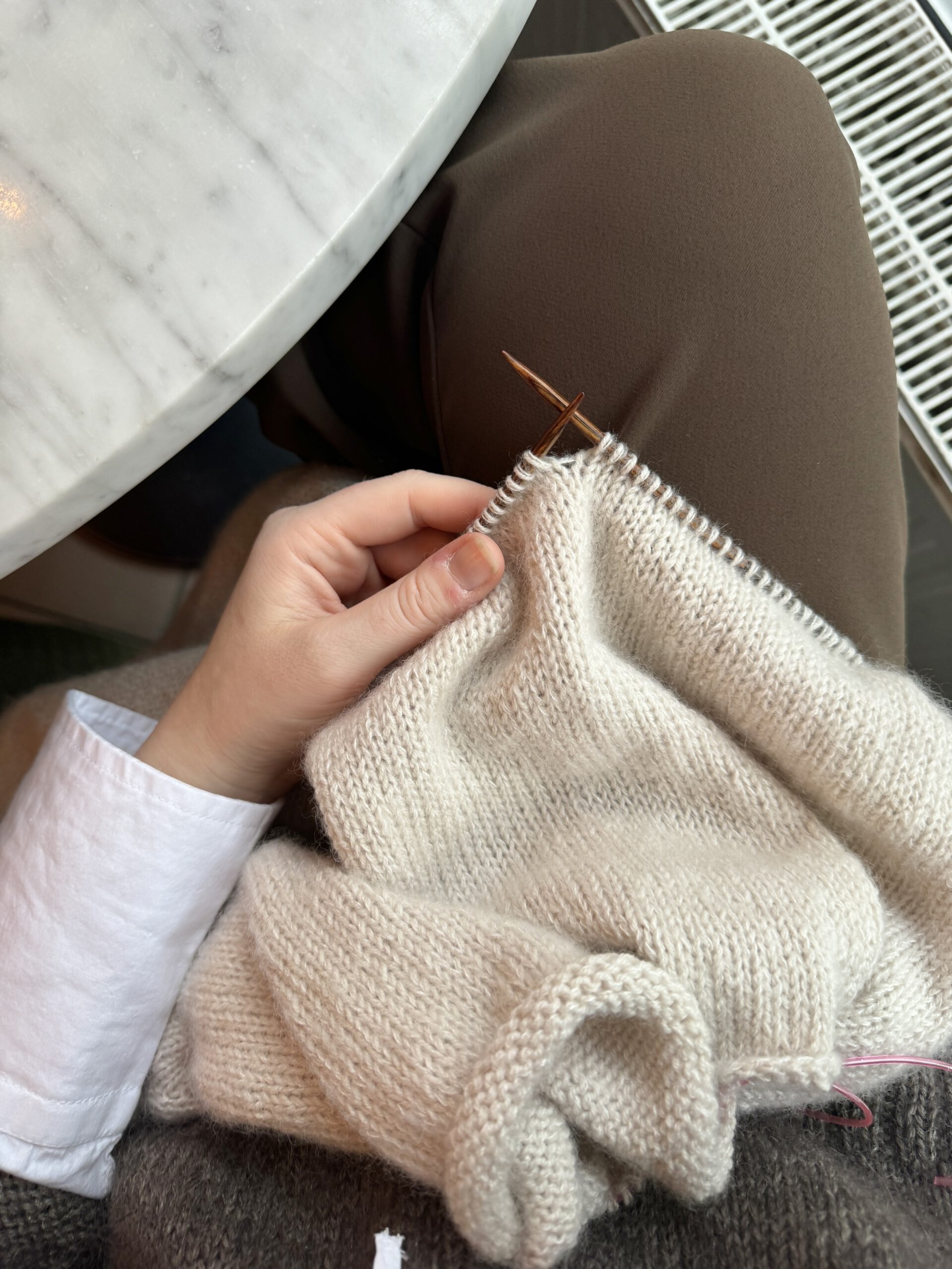 Knitting the kfb stitch